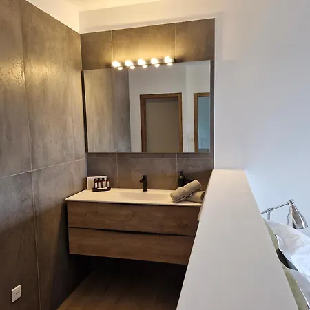 Nouveaute! Magnifique A 2 Minutes Des Belles Plages De La Rive Sud * Porticcio (Corsica)